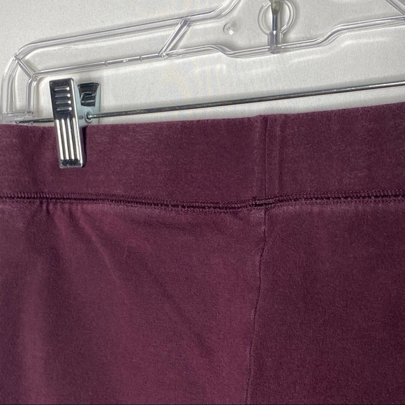 Aerie Maroon Chill Play Move Leggings Size Medium - Picture 8 of 8